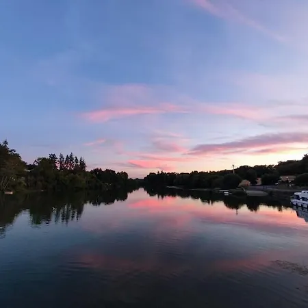 Moulin De Neuville *